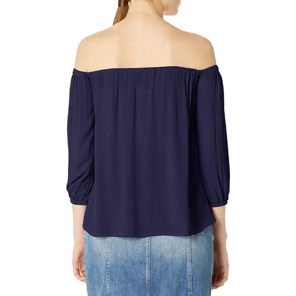 White Floral Embroidered Off Shoulder Navy Blouse - Picture 2 of 7